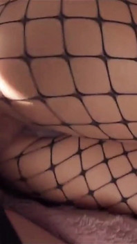 Die schlampe meines zimmermädchens ziehe die dessous meiner ehefrau an und ich füllte sie mit Sperma für das sein als eine hure - tara rico