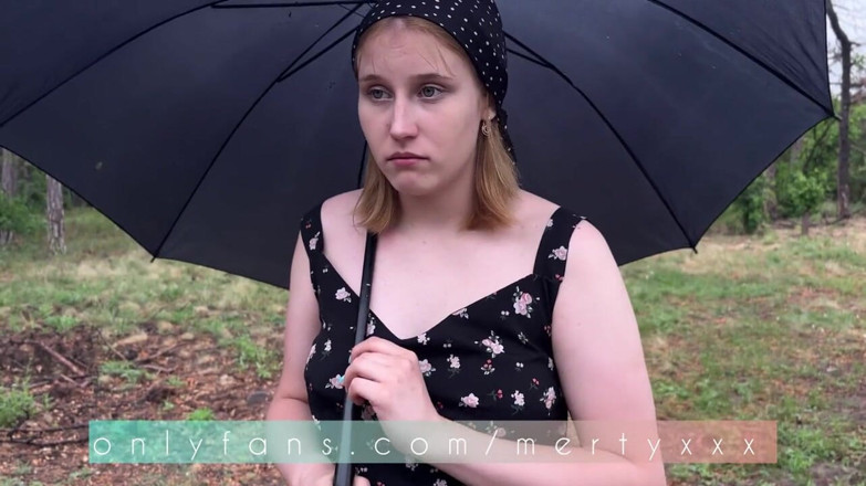 MertyXXX: První anální sex blonďaté holky z vesnice