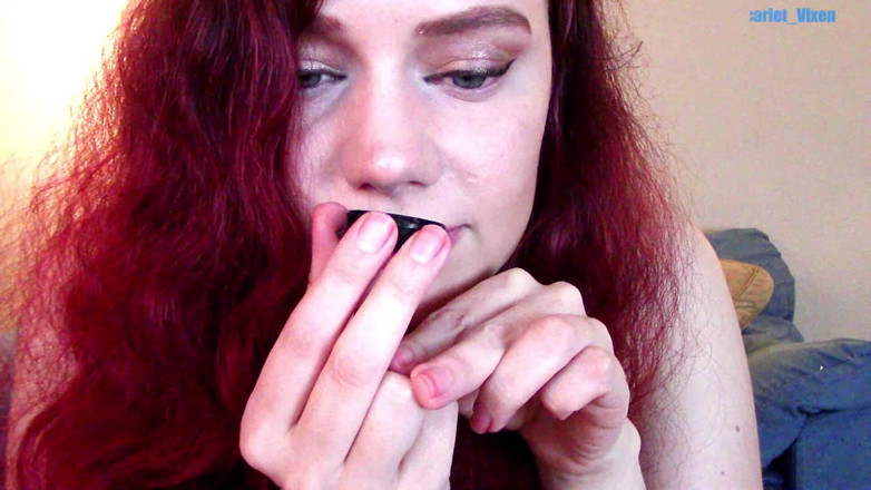 Scarlet Vixen: Sneeze Experiment Fail-blooper - Spices &amp; Tissue Tickling (wmv)
