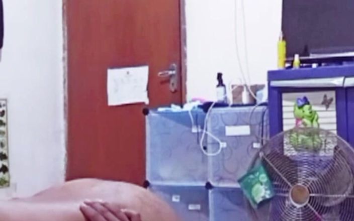 Cocktail sex: Mantan pacar minta dientot lagi