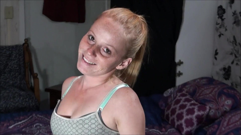 Alyssa Hart: Custom Solo