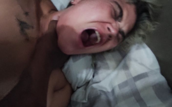 Casal loira hot: Ehefrau bicht