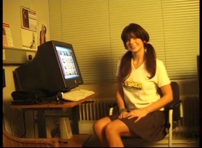 Flash Model Amateurs: BTS masturbace od sexy brunetky
