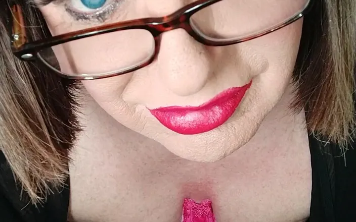 Emma Browne: Naughty Trans Redhead Plays Solo