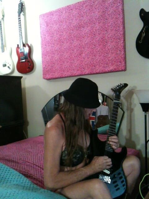 Lizzy Yum vintage and behind the scenes interviews: Lizzy yum vintage e dietro le quinte 54