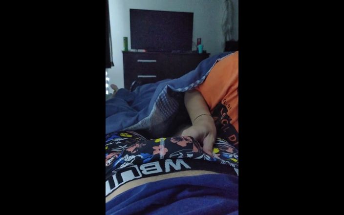 Ragnar Blanc: Gadis berkostum sepong kontolku
