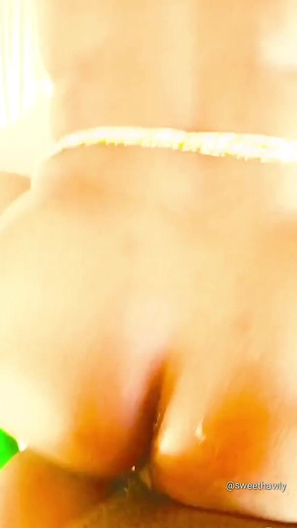 BBW MILF Anal Creampie (Sweethawly) BBW MILF Anal Creampie (Sweethawly)