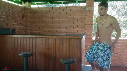 skpro_: Azgın üvey kız kardeşim neredeyse beni mastürbasyon yaparken yakalıyor ve azgınlığım...