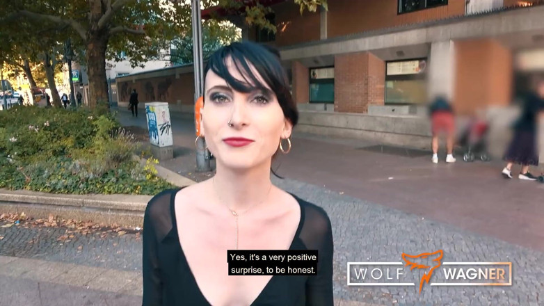 Wolf Wagner.love: Lou Nesbit! Meisje met sexy houding geneukt in hotel! Wolf...