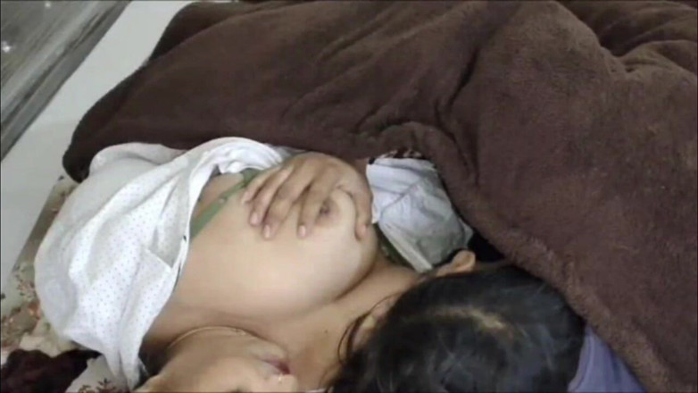 Kavita69: แม่เลี้ยงและลูกเลี้ยงชายเย็ดกัน