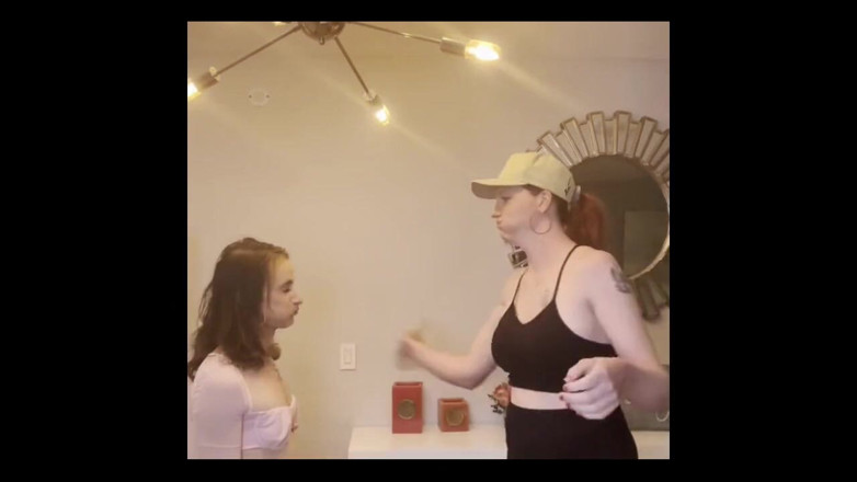 Kapri Sun: Kompilace facky Tortilla