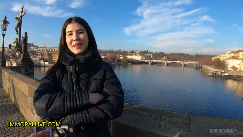 Immoral Family: Těhotná nevlastní dcera vytáhne soutěž na Vánoce! Jennifer Mendez, část 1 ze 2