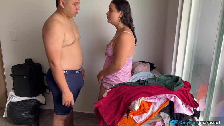 MaRaSexx: Il servizio in camera una giovane ragazza timida viene scopata...
