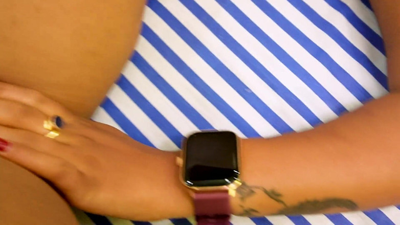 Xtramood: Pasangan seksi menghukum pelayan dan ngentot dia habis-habisan - seks threesome...