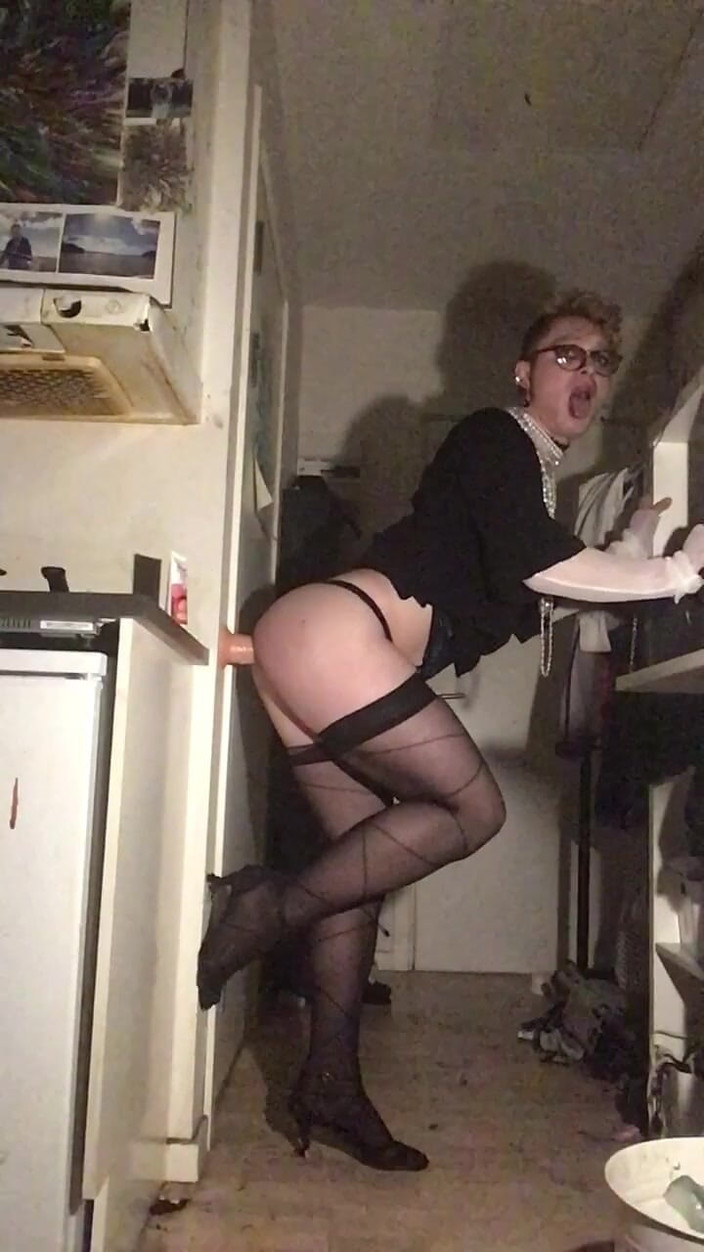 Sissy Cindy Slut: Сіссі сука