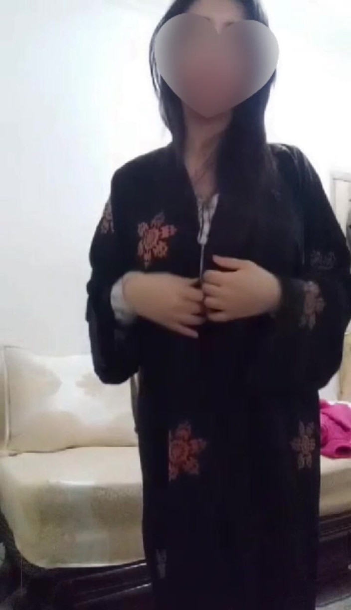 Amiramodel: Amira auf Hijeb