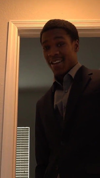 İyi donanımlı aygır Phantom, Chiara Chianti tarafından kalçasını yağlatır