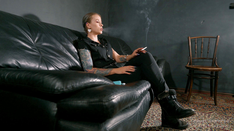 Cruel Anettes fetish world: Zaprvé, kouřová 4K