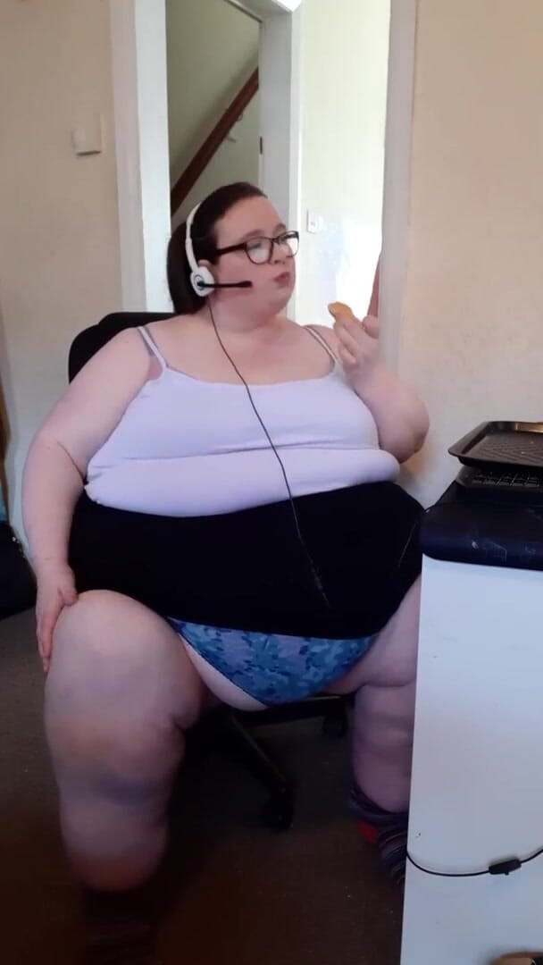 SSBBWLadyBrads: Rabuda gosta de donuts de seu chefe