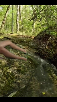 Ma première fois avec ma belle-mère à gros cul dans la rivière
