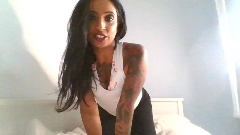 BabeXX69XX Asian MILF: Trair namorada com seu namorado Cumdeny