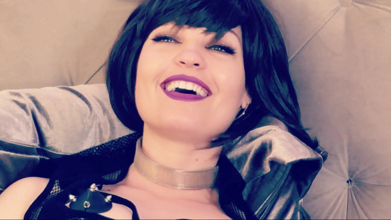Kiras Secrets: Красива агонія