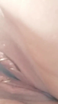 Arya Grander selfie video goală