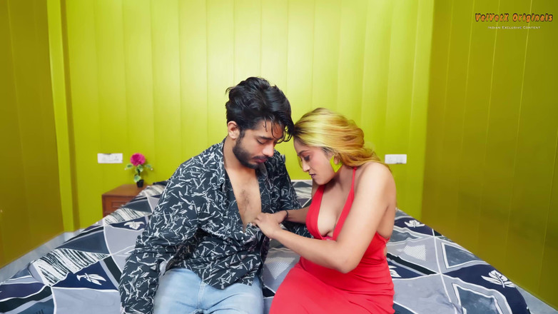 VelvetX Original: Indický nový pár má sex