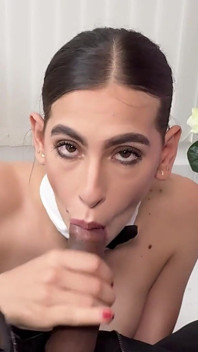 De grote zwarte lul-baas neukt zijn secretaresse om haar niet te ontslaan - Brandon Cruz en Alicia Trece