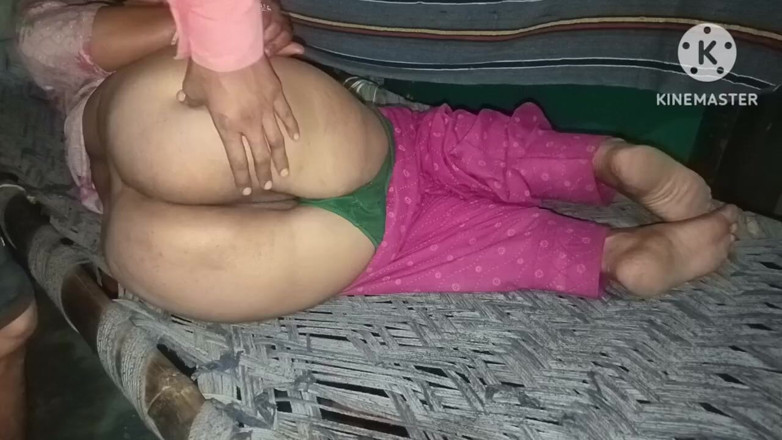 Savita5343: India Hot Teen Girl Tight Pusssy Outdoor Hard Sex Video,...