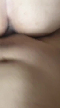Manželka má sex se svým přítelem v nepřítomnosti jejího manžela