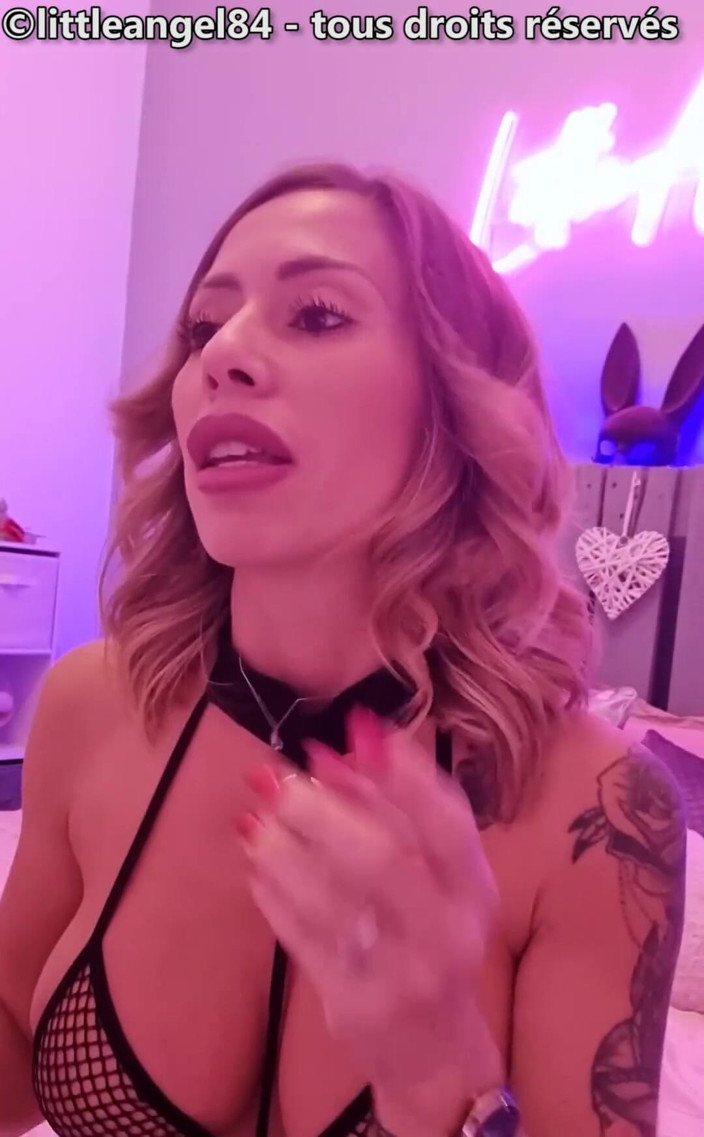LittleAngel84: V sexy prádle a punčochách