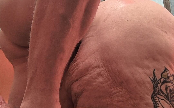 HerculesnVENUS: Pantat bahenol cowok ini dientot habis-habisan sama cowok ini sampai...