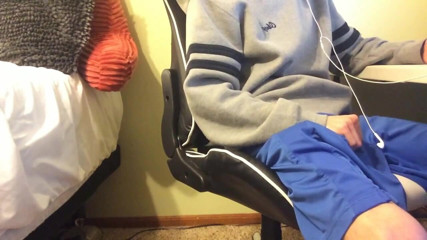 qaz11: handjob on cam-407