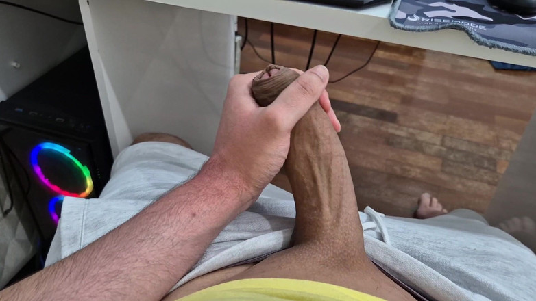 Lkdick8: Thời gian vui vẻ của cậu bé solo