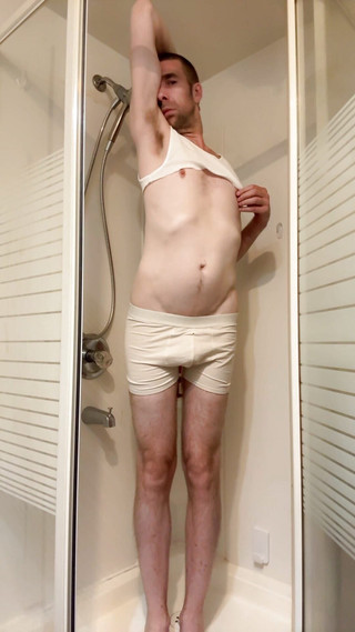 Makfrey: İbne ikramları.