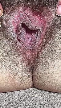Belle-mère Sexy Avec Poils Et Mouillés