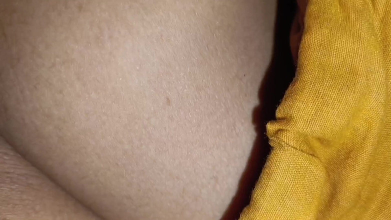 Sabina244: Bengaalse huisvrouw zuigt en neukt sexy Bhabhi Devar Ne flating...
