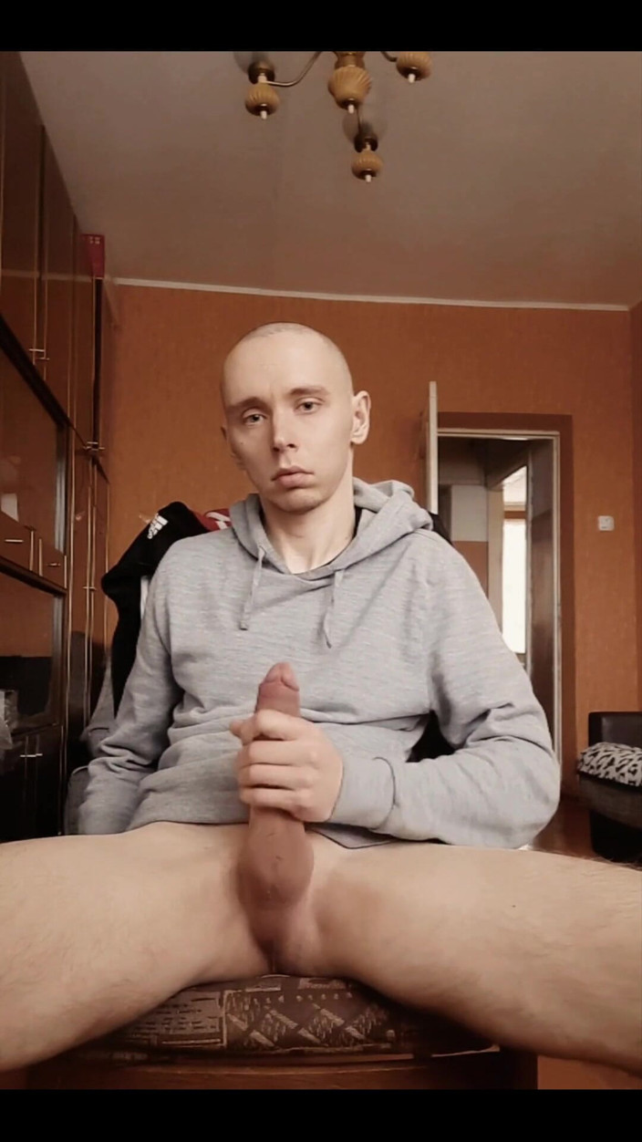Latvian_boy: Chillen