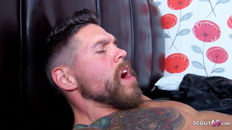Full porn collection: Vuile huishoudster Tia Layne kan hard en ondeugend worden geneukt