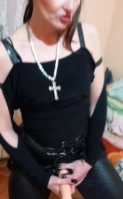 Dominatrix Redsonyja: Cuando un qween hace arte mira y dice ¿ves mejor original,...