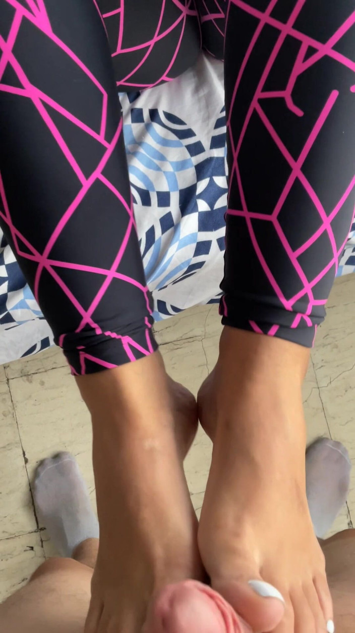 Monozion: 她说“宝贝操我”