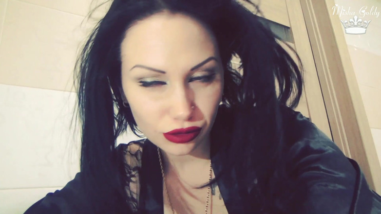 Goddess Misha Goldy: Perfektní přírodní rty
