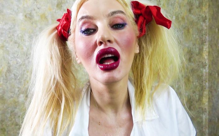 Goddess Celine: Domination du rouge à lèvres