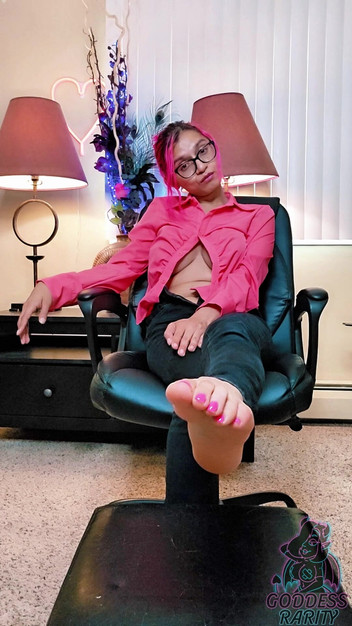 Goddess Rarity: Dewi jarang cuckold bosnya di pejabatnya