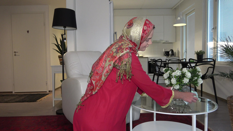 Amateur Homemade Porn: Hijab Stepsister Fucked by Muslim Stepbrother