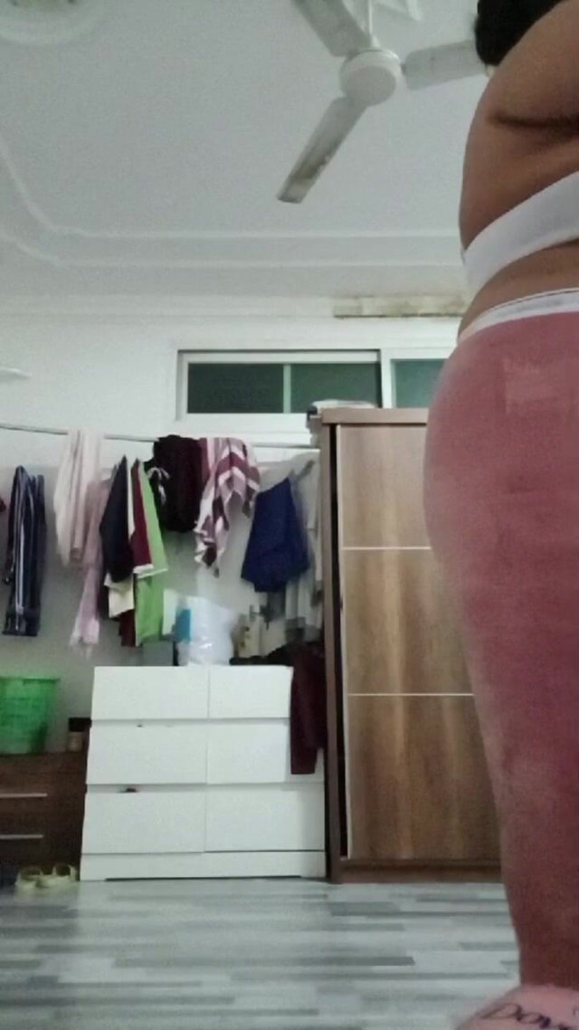 She Rubs Body Cream (Sufuk)