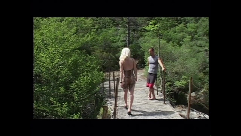 XTime Vod: समुद्र तट पर हॉट चुदाई और हॉट चरमसुख। Top Vintage