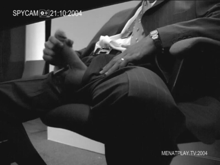 MenAtPlay: Gözetim Altında