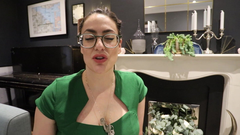 Countess diamond: Încurajare a datoriilor